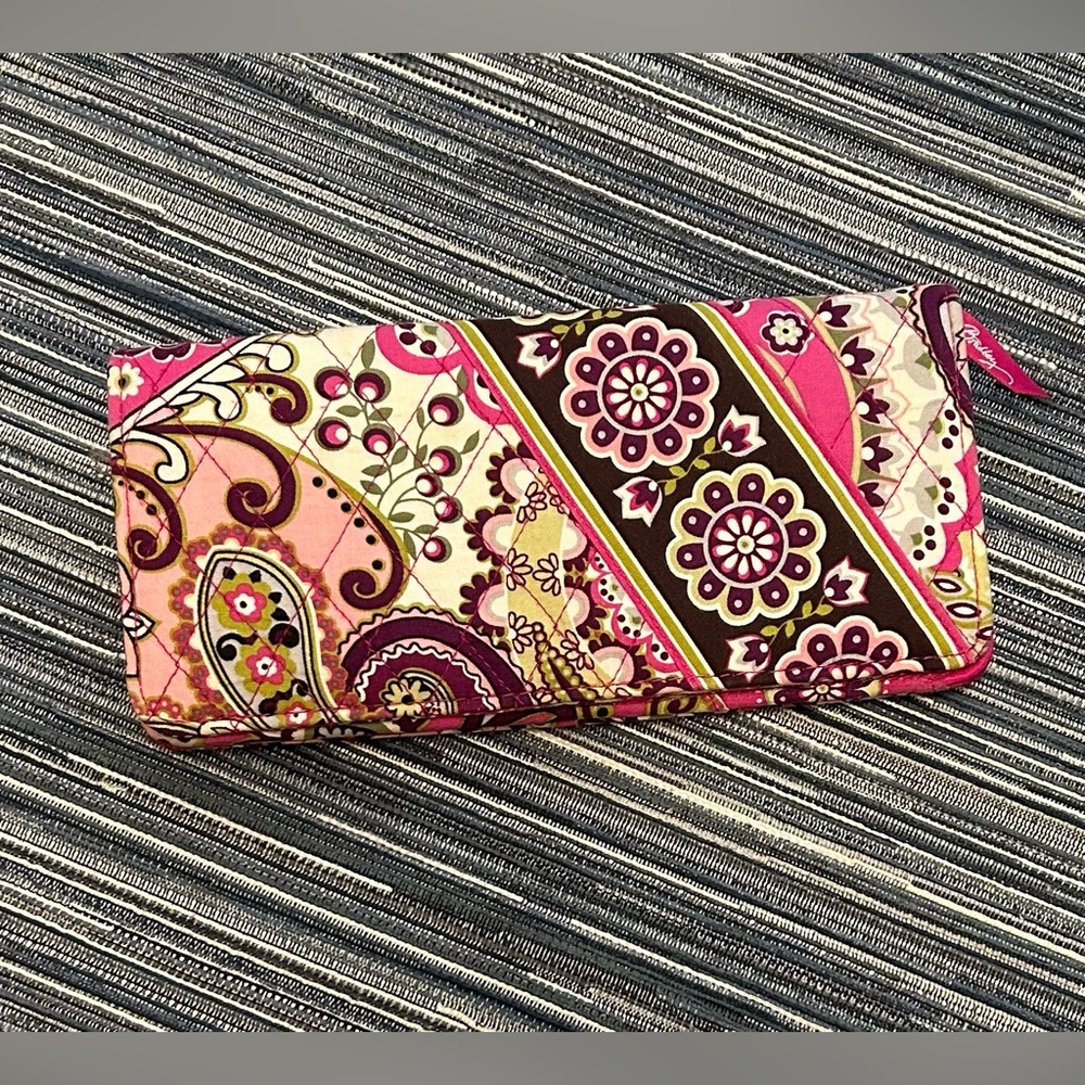 Vera Bradley Very Berry Paisley Travel Wallet